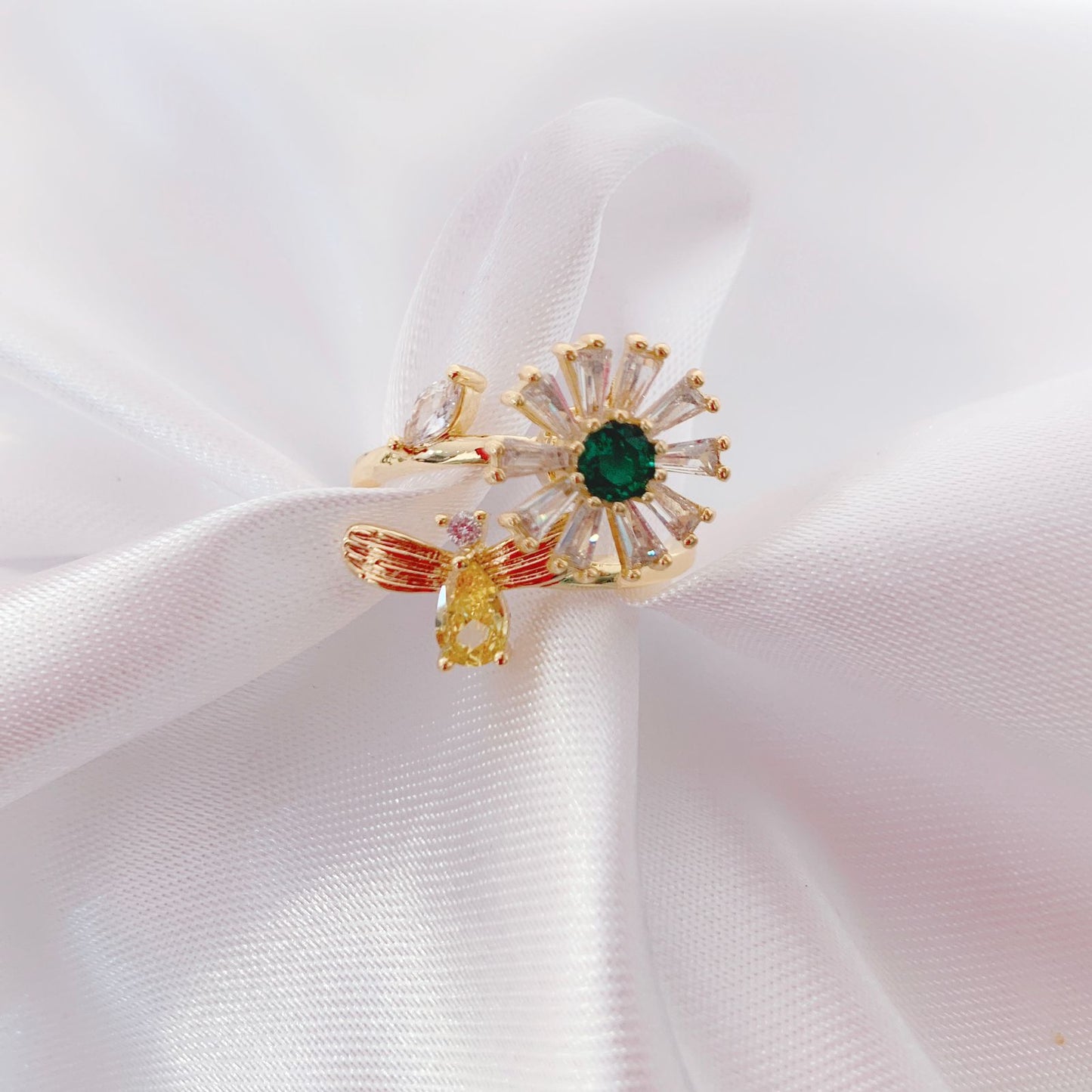 Anillo giratorio flor verde